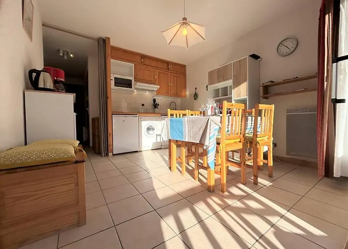 Serre Chevalier, Appartement T3, 4 Personnes Plein Sud Avec Balcon, Pres Des Pistes, Meuble Touristique 3 Etoiles