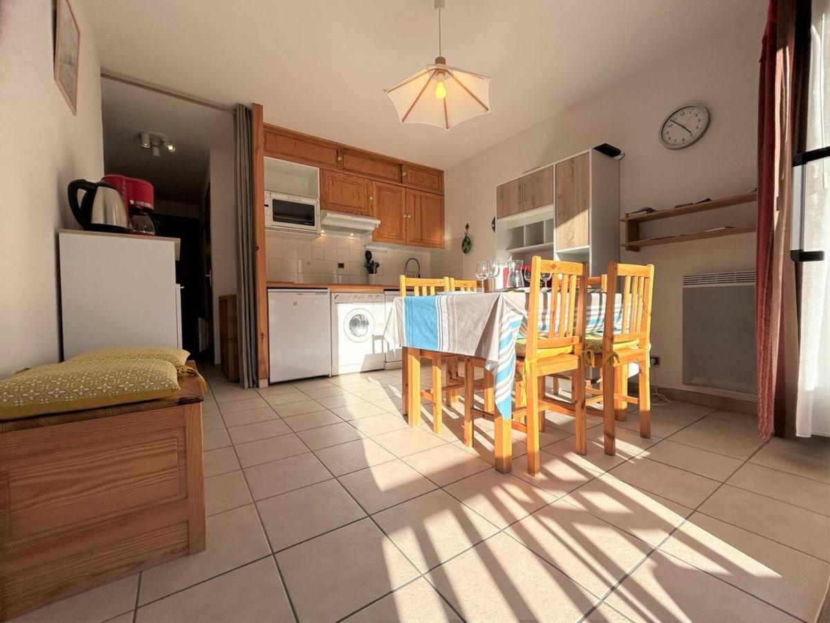 Serre Chevalier, T3, 4 Personnes Plein Sud Avec Balcon, Pres Des Pistes, Meuble Touristique 3 Etoiles Appartement *